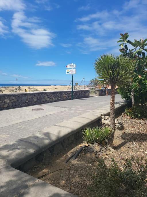 Beach Lovers Home From Home In Sunny Gran Canaria Плайя-дель-Инглес Экстерьер фото